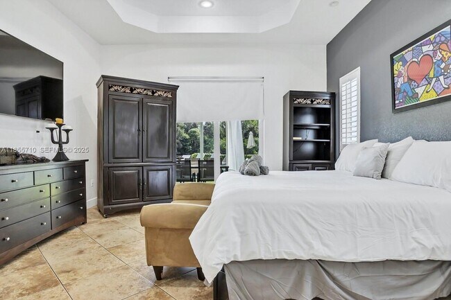 Building Photo - 205 N 31st Ave