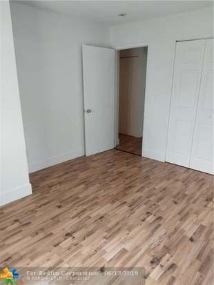 Building Photo - 1406 Arpeika St