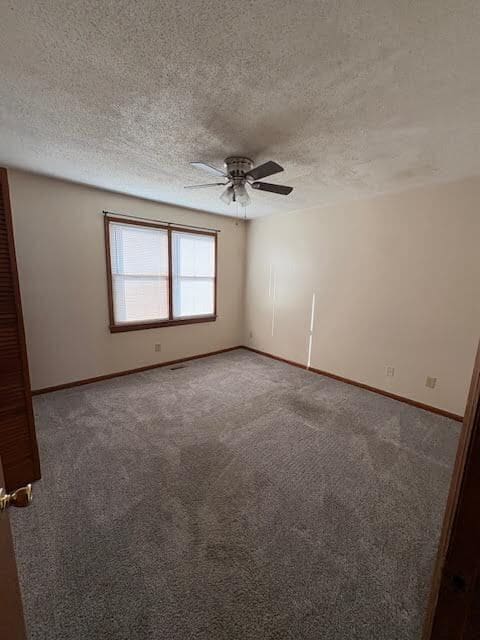 Building Photo - 3262 Landmark St