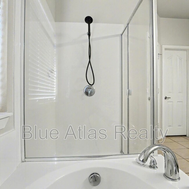 Building Photo - 6120 Amberjack Trail