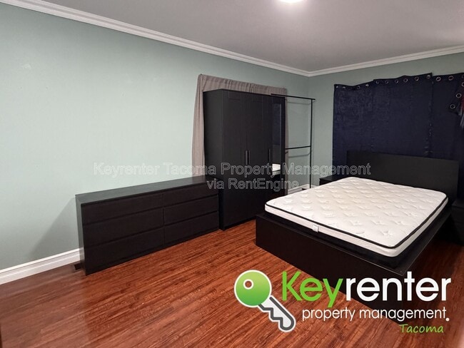 Building Photo - 8434 Tacoma Ave S