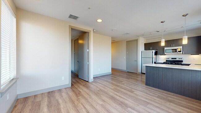 Building Photo - Boutique Apartments