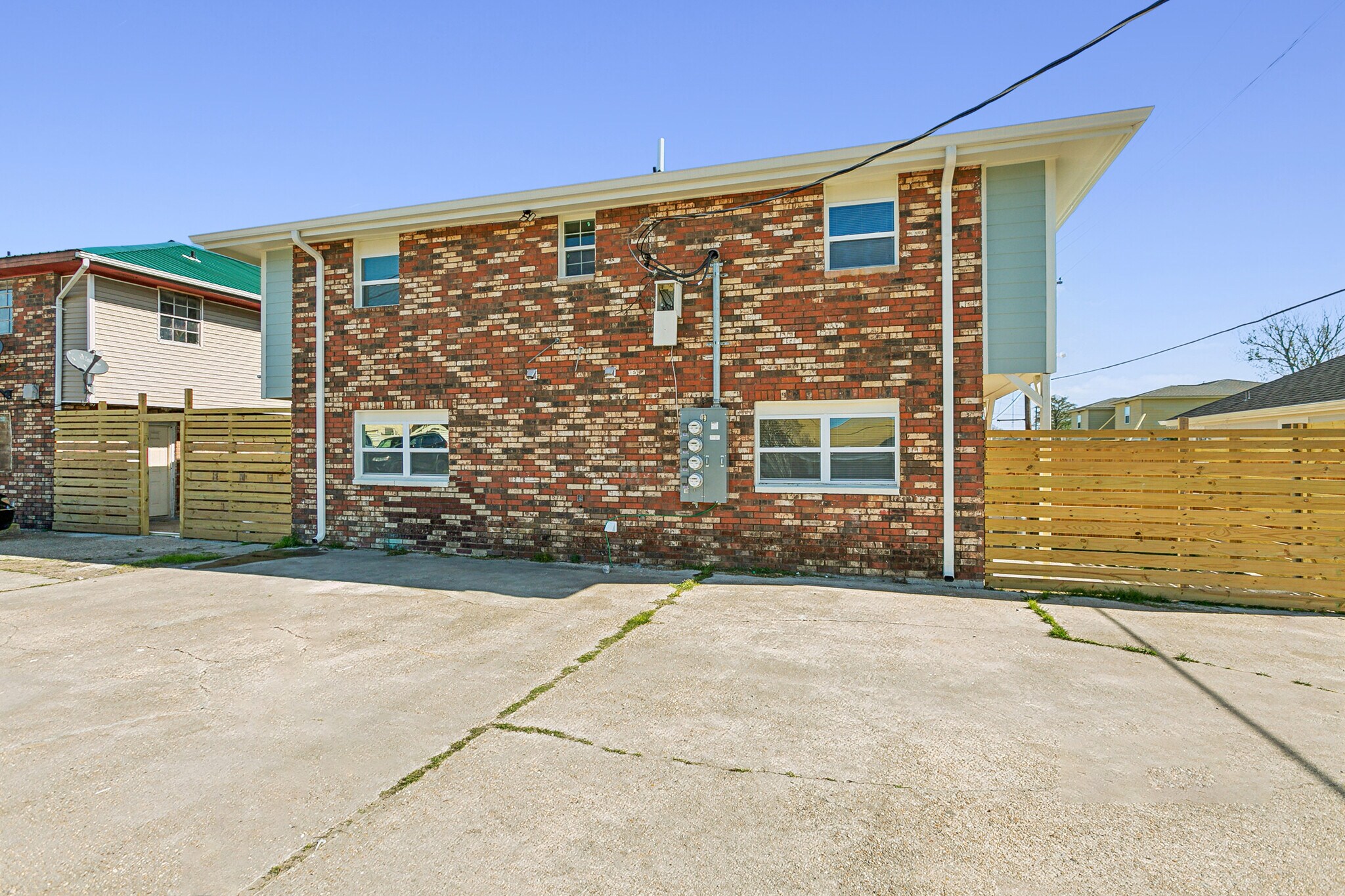 Building Photo - 1124 Tallow Tree Ln