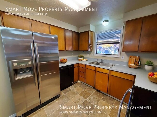Building Photo - 4418 N Oxbow Pl