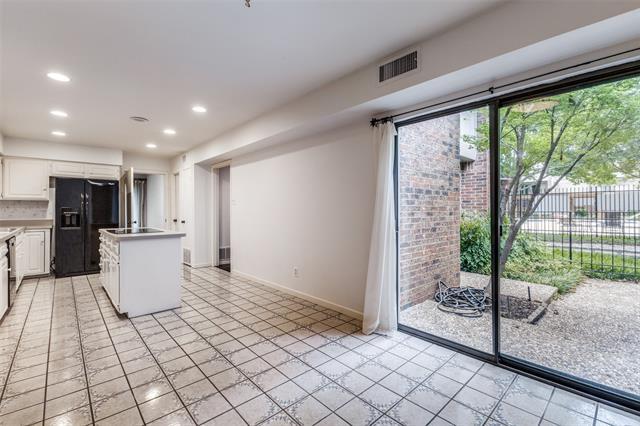 Building Photo - 12202 Montego Plaza