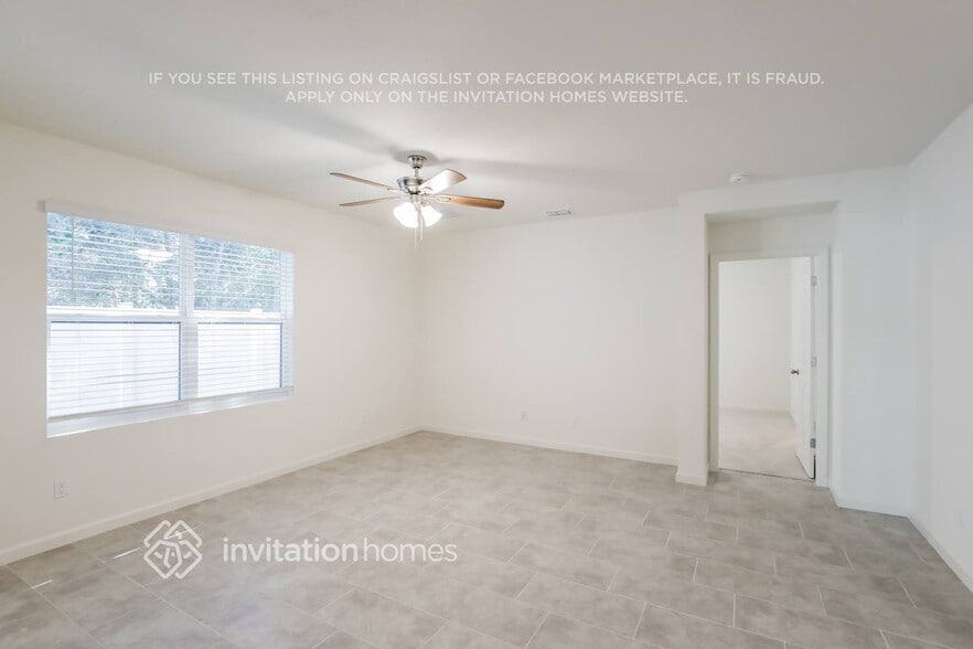 Building Photo - 9671 Seaspray Dr