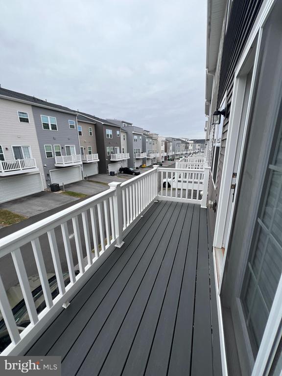 Building Photo - 1550 Adamson Wy