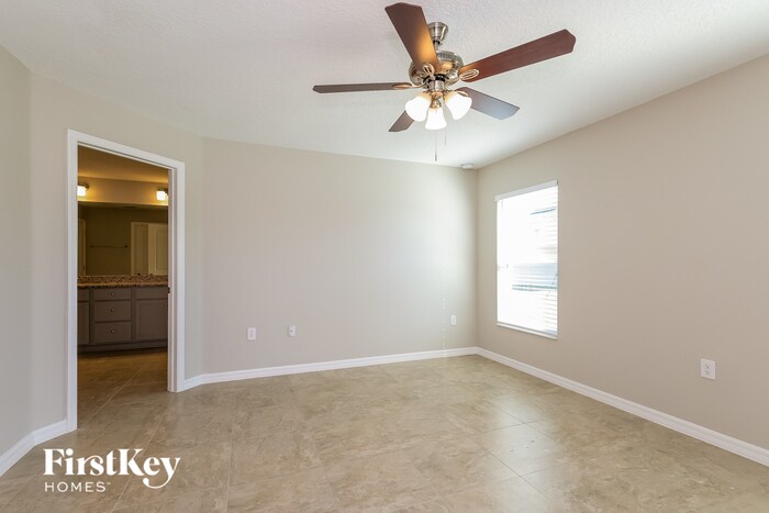 Building Photo - 321 S Haven Ct