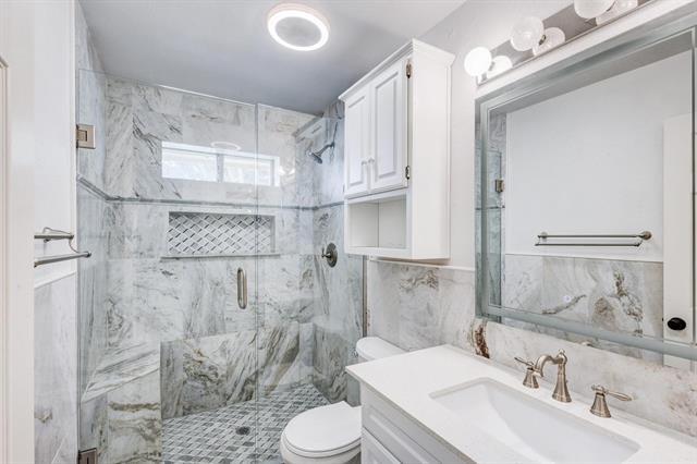 Building Photo - 6902 Wilhelmina Dr