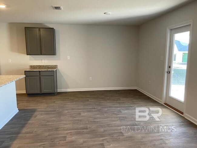 Building Photo - 10436 Ruffian Rte