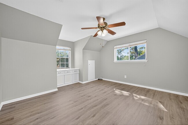 Building Photo - 1714 Corral Dr