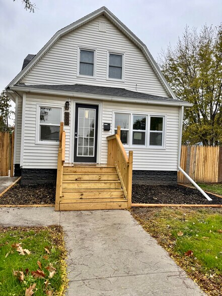 Primary Photo - 620 Kirkwood Ave