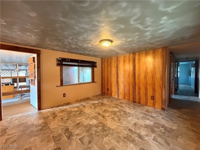 Building Photo - 8086 Marx Dr