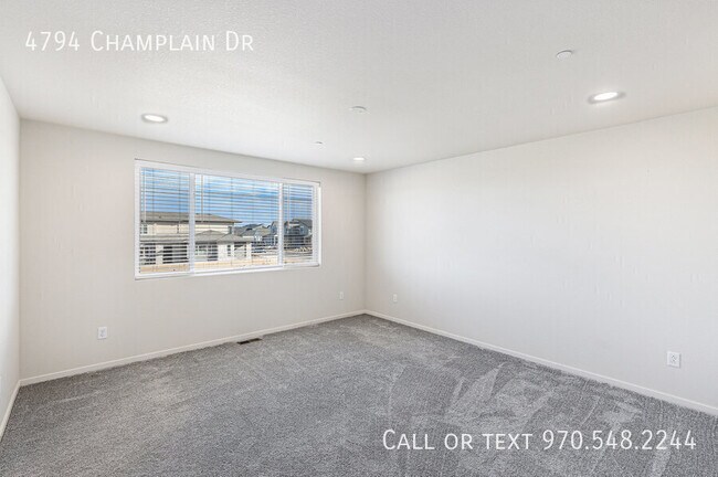 Building Photo - 4794 Champlain Dr