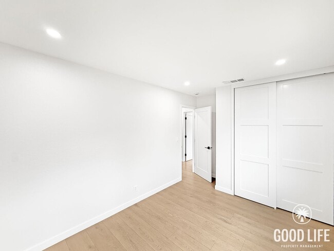 Building Photo - Comfortable 3B/1BA Home in Mira Mesa with Backyard, In-Unit Laundry and Garage