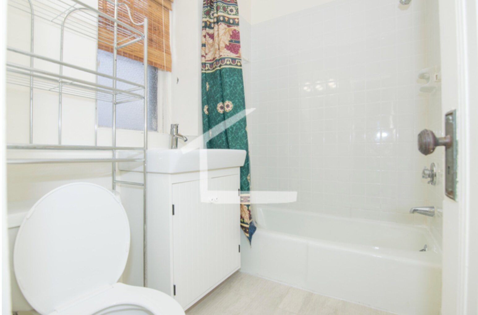 Building Photo - 50 Chester St