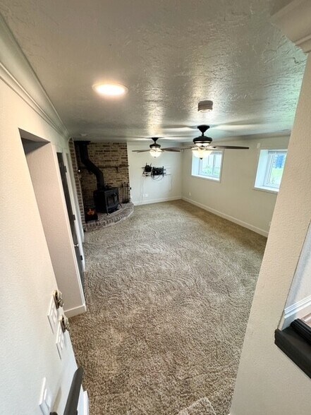 Building Photo - 1127 S 1560 E