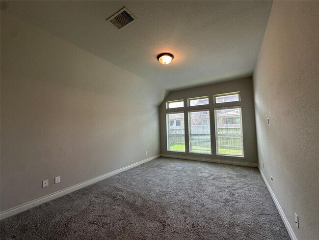 Building Photo - 3319 Sky Run Ct