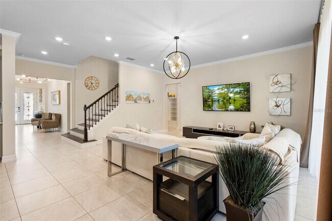 Building Photo - 8000 Leaf Grv Cir