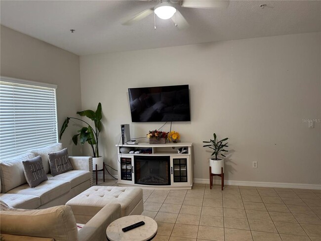 Building Photo - 12993 Coyote Ln