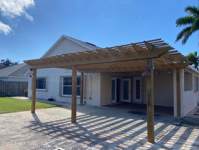 Building Photo - 1847 Abbeyridge Dr