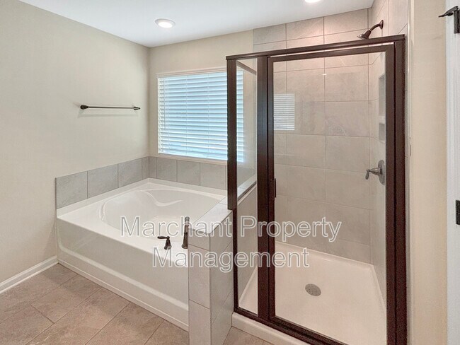 Building Photo - 106 Muir Way