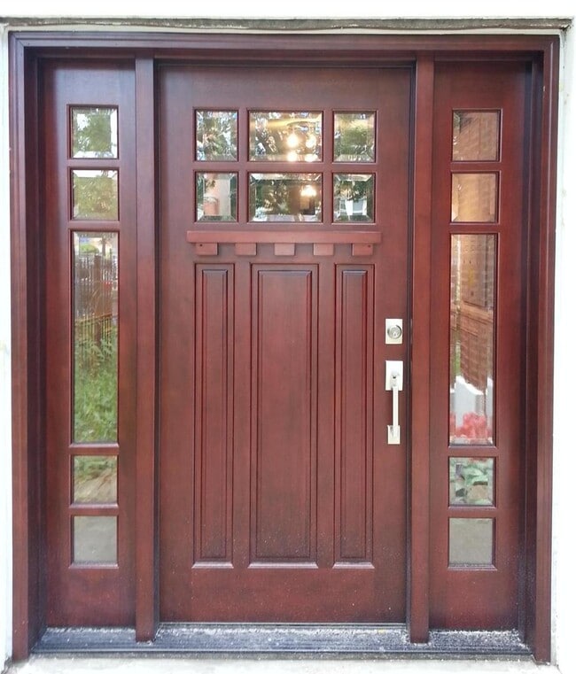 Building Photo - 5010 N Troy St