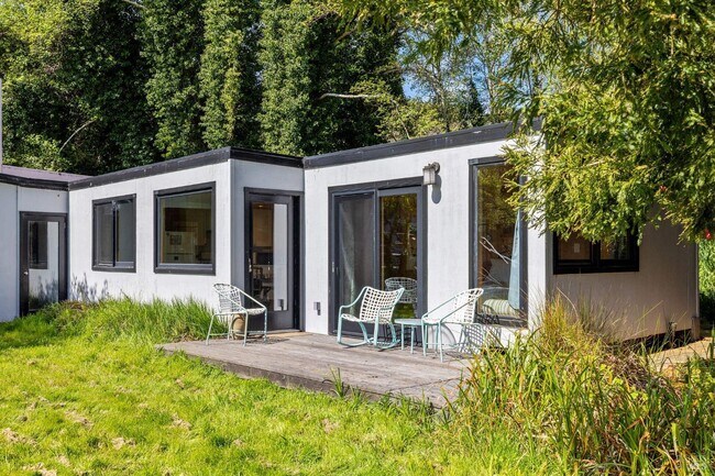 Building Photo - 12732 Sir Francis Drake Blvd