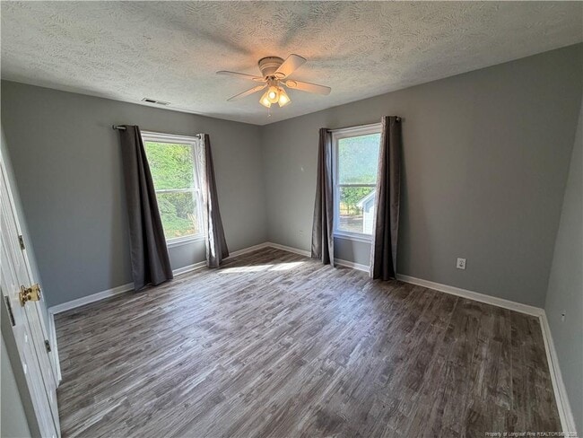 Building Photo - 637 Spy Glass Dr