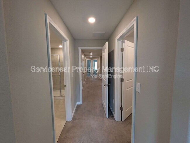 Building Photo - 11818 Dumaine Valley Rd