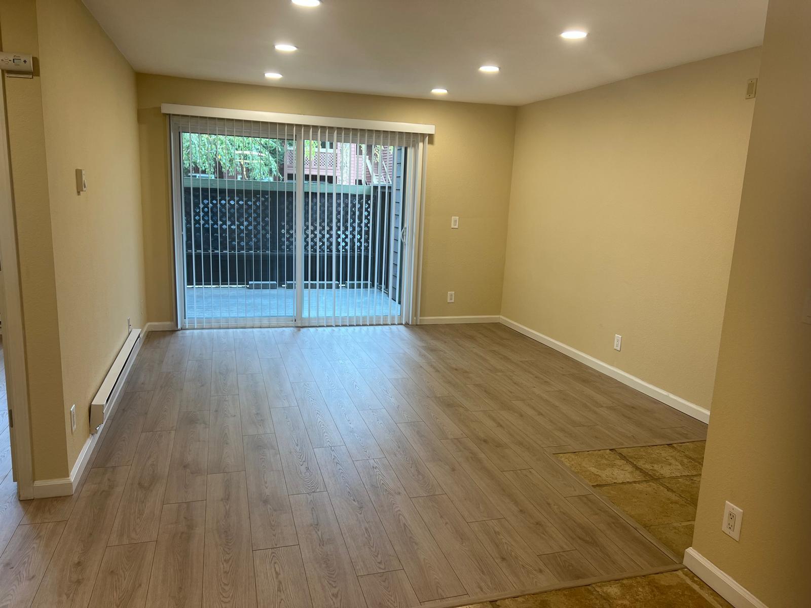 Building Photo - 923 Catkin Ct