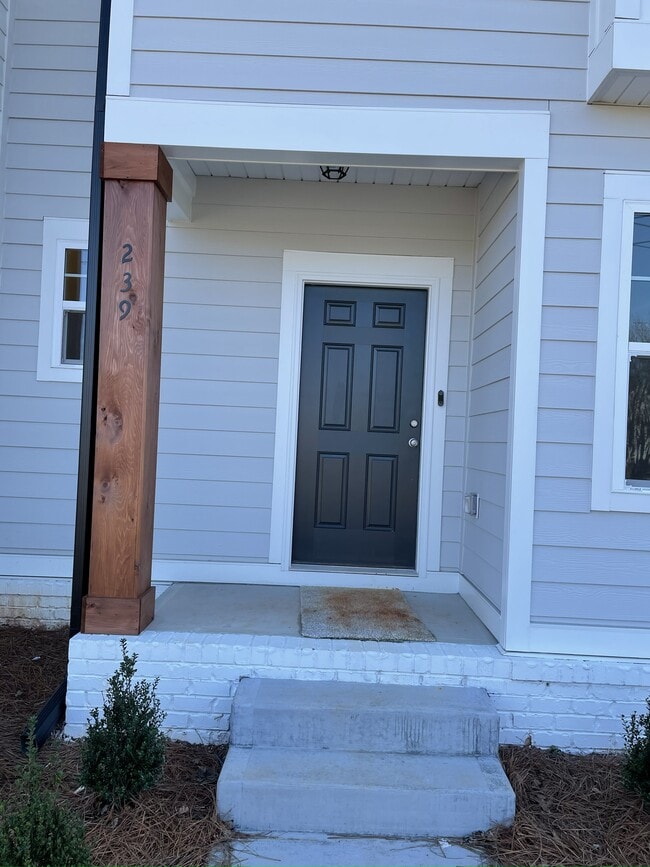 Building Photo - 239Keener