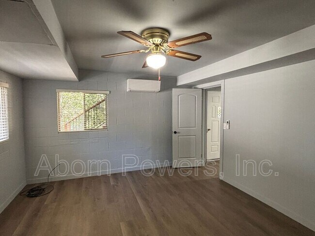 Building Photo - 3173 Ridge Ct