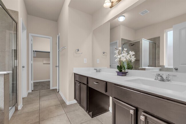 Building Photo - 20230 Galena Falls Dr