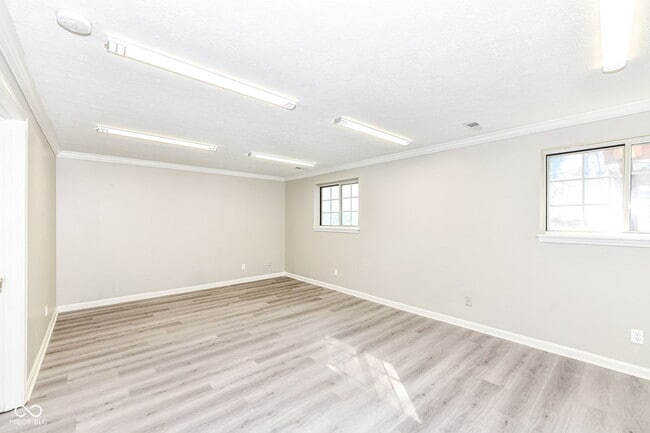 Building Photo - 8506 Friendship Ln