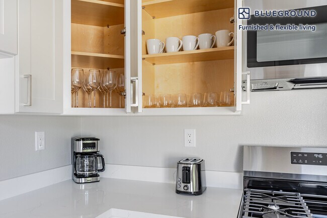 Building Photo - 1230 Mills St