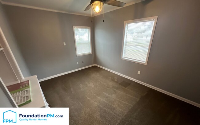 Building Photo - 2412 Gentry Ave