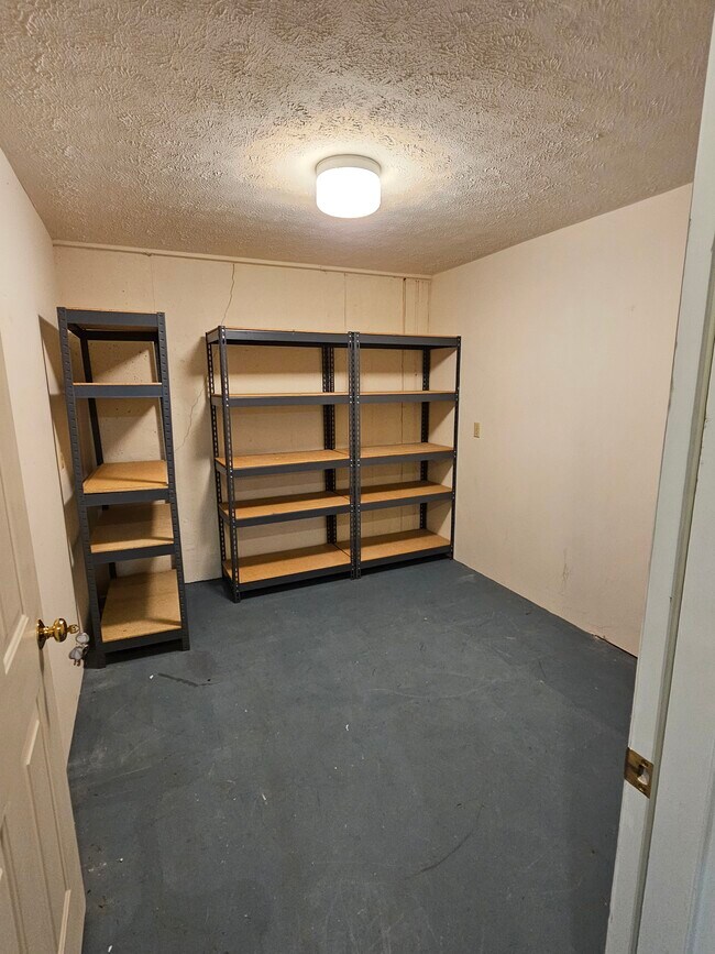 Building Photo - 1310 Ramseur Ln