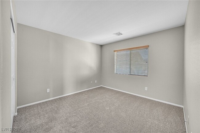 Building Photo - 6160 Sugartree Ave