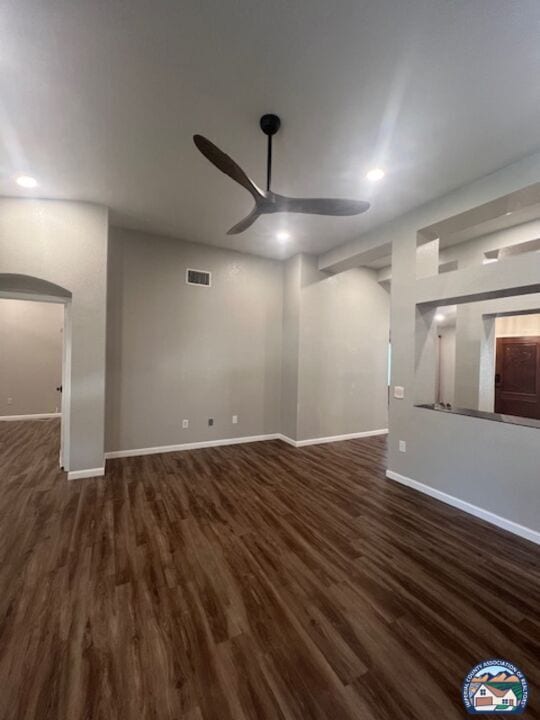 Building Photo - 909 Calle Del Cielo