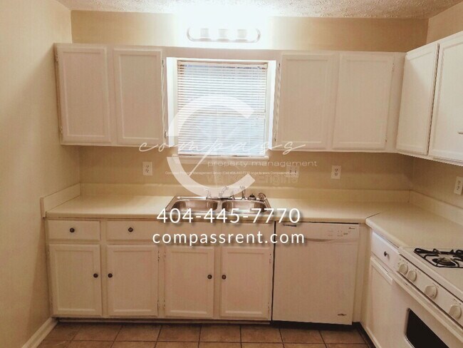 Building Photo - 5047 Chadwick Ct