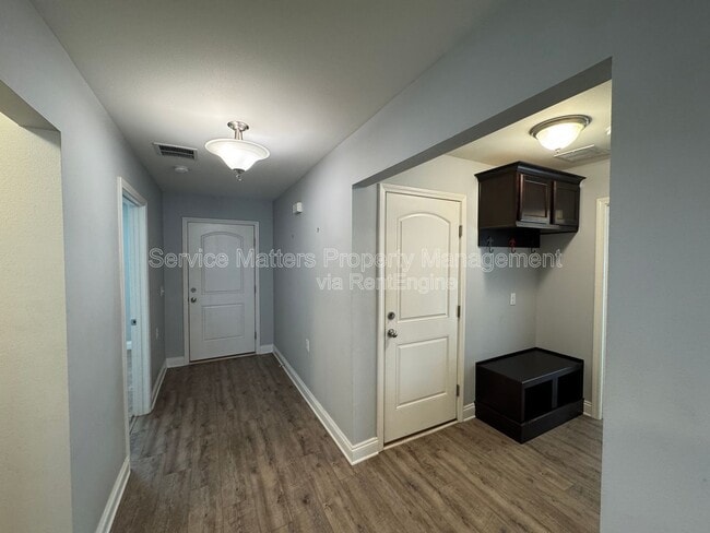 Building Photo - 5620 Blue Sky Ct