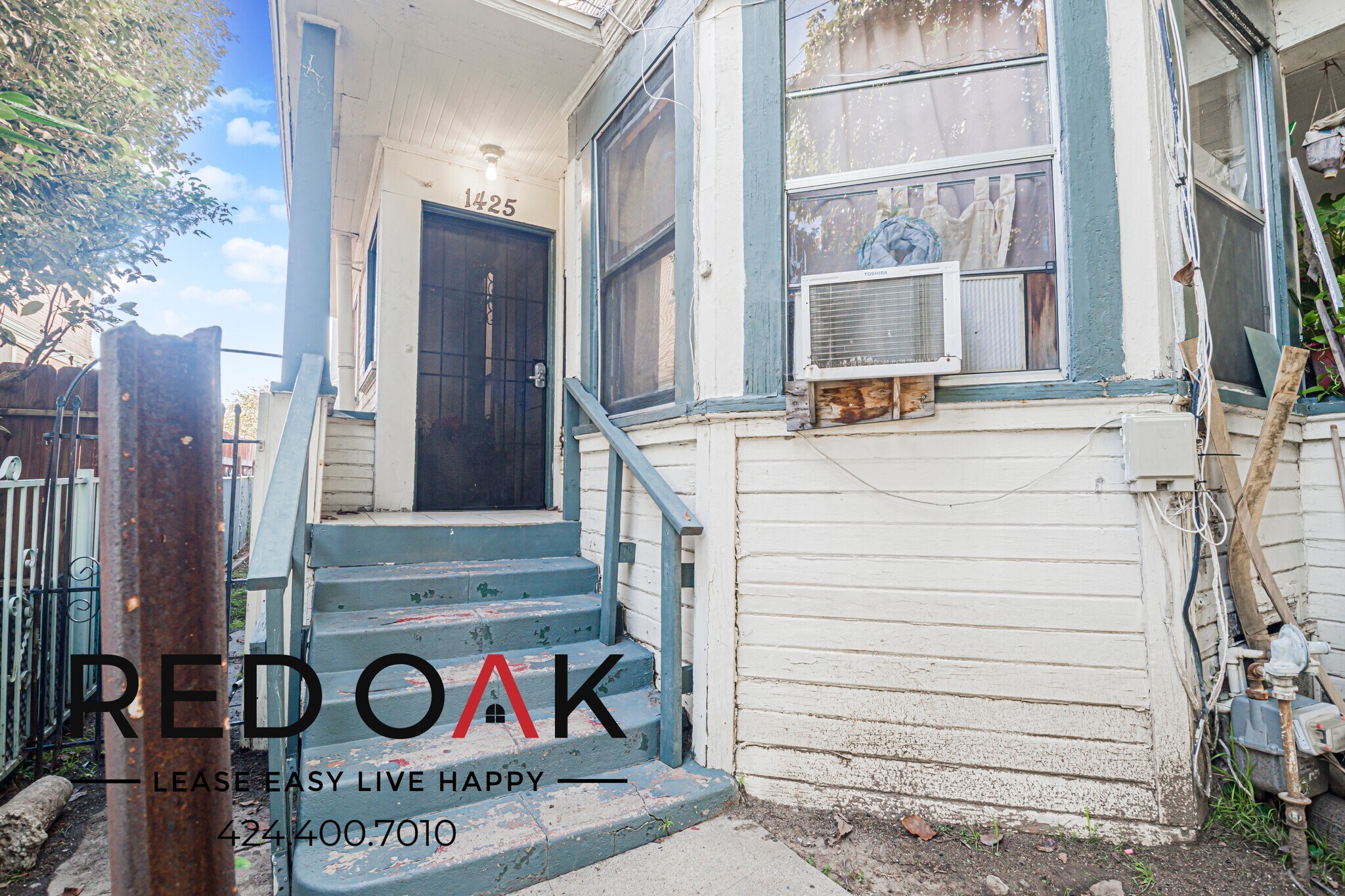 Building Photo - 1423 S Burlington Ave