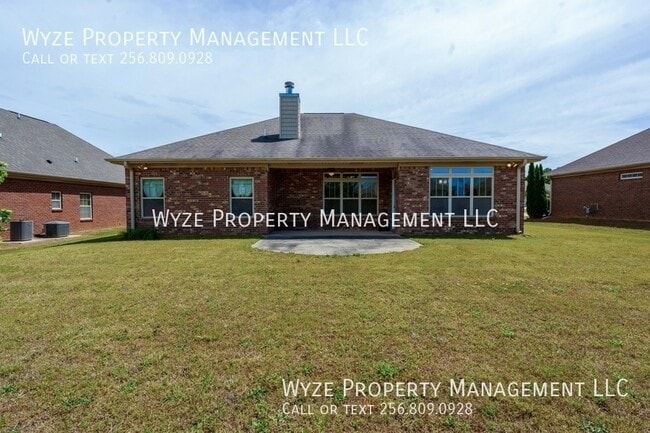 Building Photo - 410 Creekwater Cir