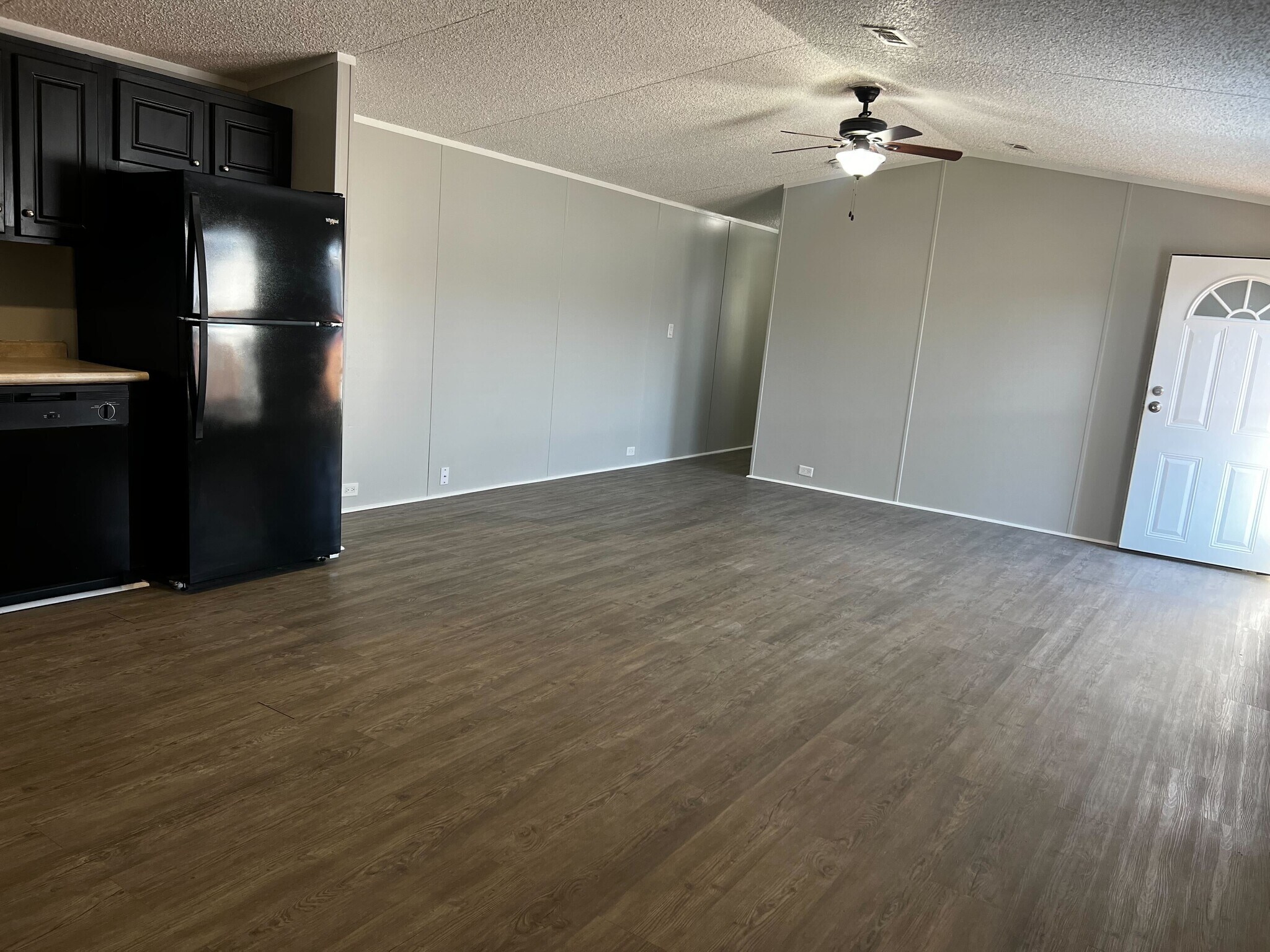 Building Photo - 709 N Collins Fwy