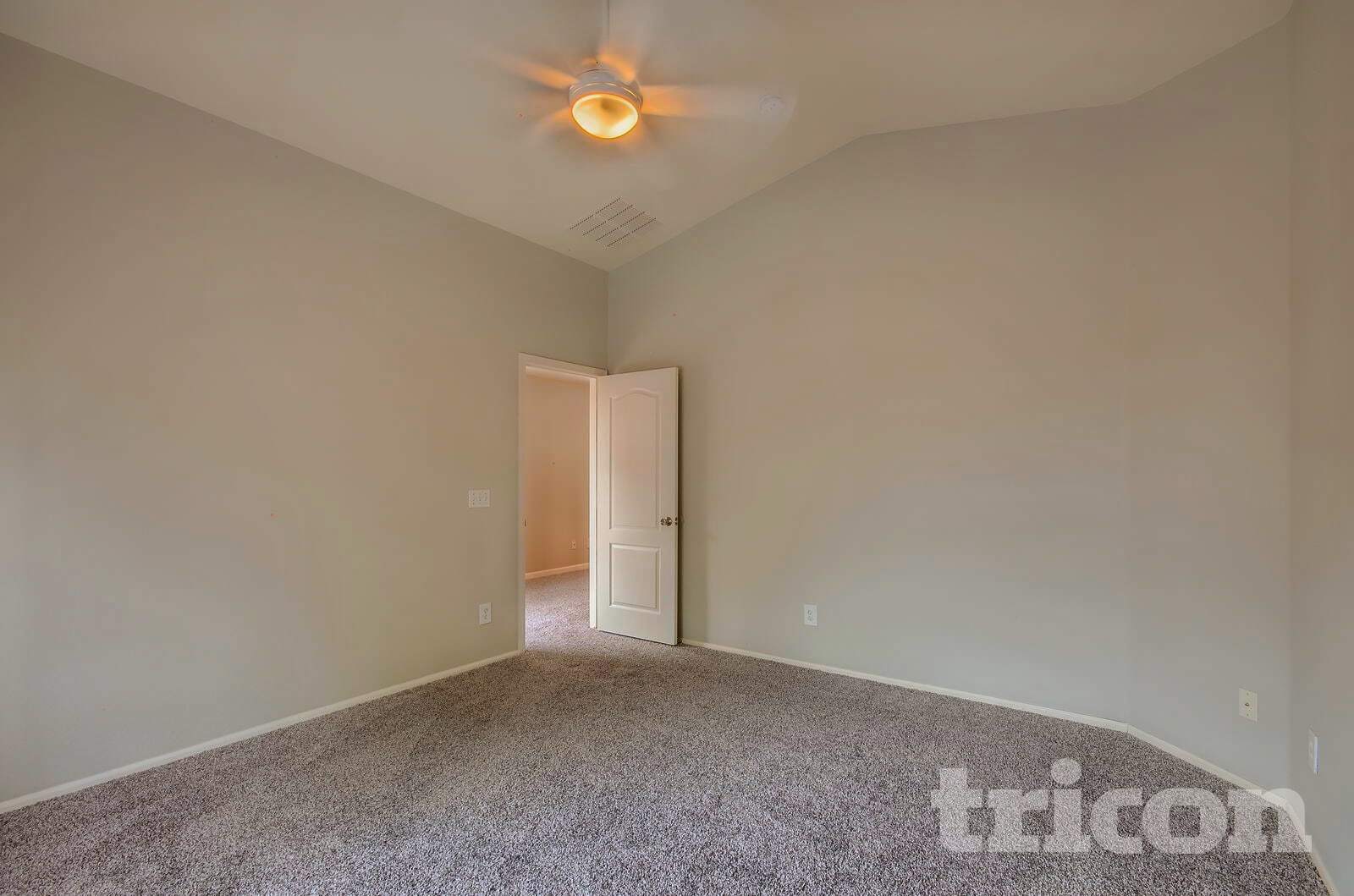 Building Photo - 22671 Scott Dr