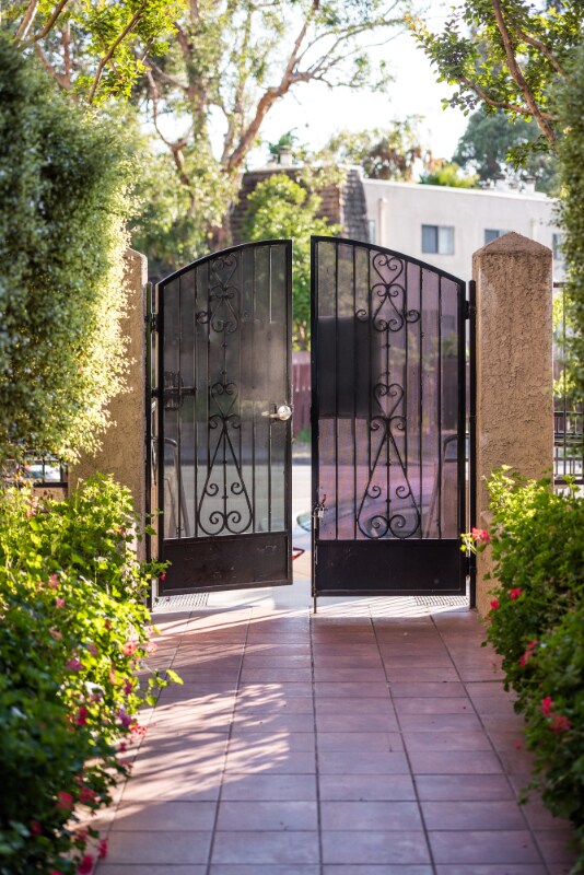 Building Photo - 8700 Glenoaks Blvd