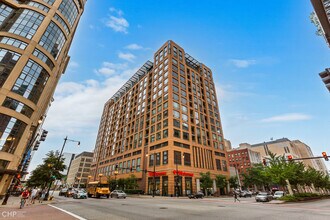 Building Photo - 520 S State St