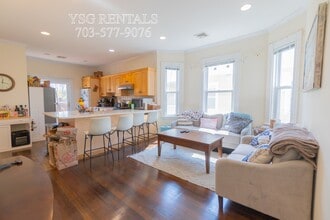 Building Photo - 98 Prospect St