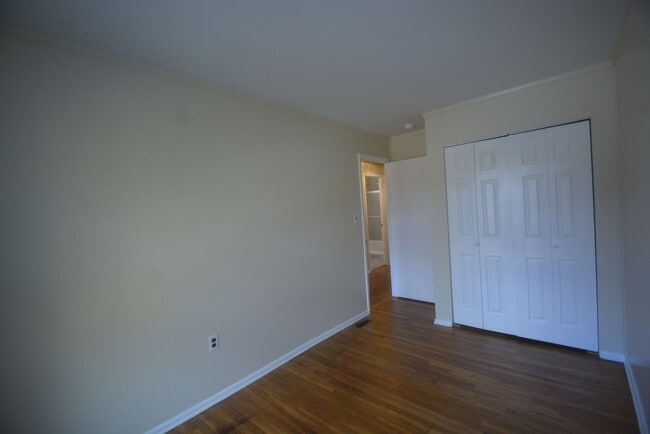 Building Photo - Recently Updated 3 Bedroom 1 Bath in Newar...